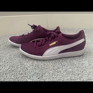 Women’s Puma’s - purple suade. Size 8